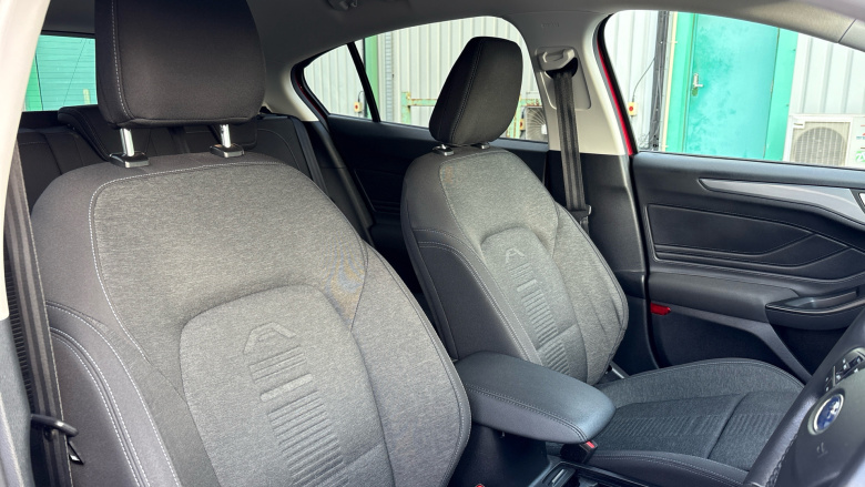 Ford Focus 1.0 EcoBoost 125 Active 5dr Petrol Hatchback